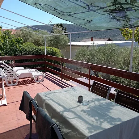 Boric Apartment *