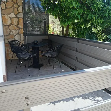 Boric Apartment