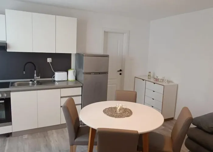 Boric Cres