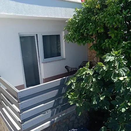 Boric Cres